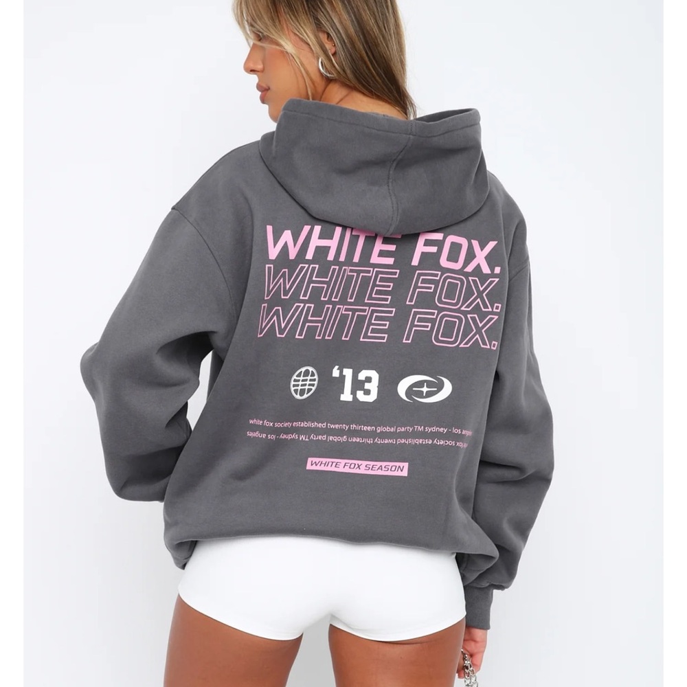 🌟NWOT🌟 White Fox Boutique In Transit Oversized Hoodie Volcanic and Pink Size S/M